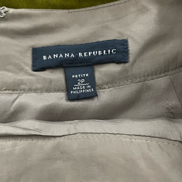 Taupe Silk Ruffle Skirt Banana Republican - Picture 2 of 3